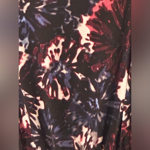 NWOT Worthington stretch Medium fireworks sunburst design - Picture 2 of 4